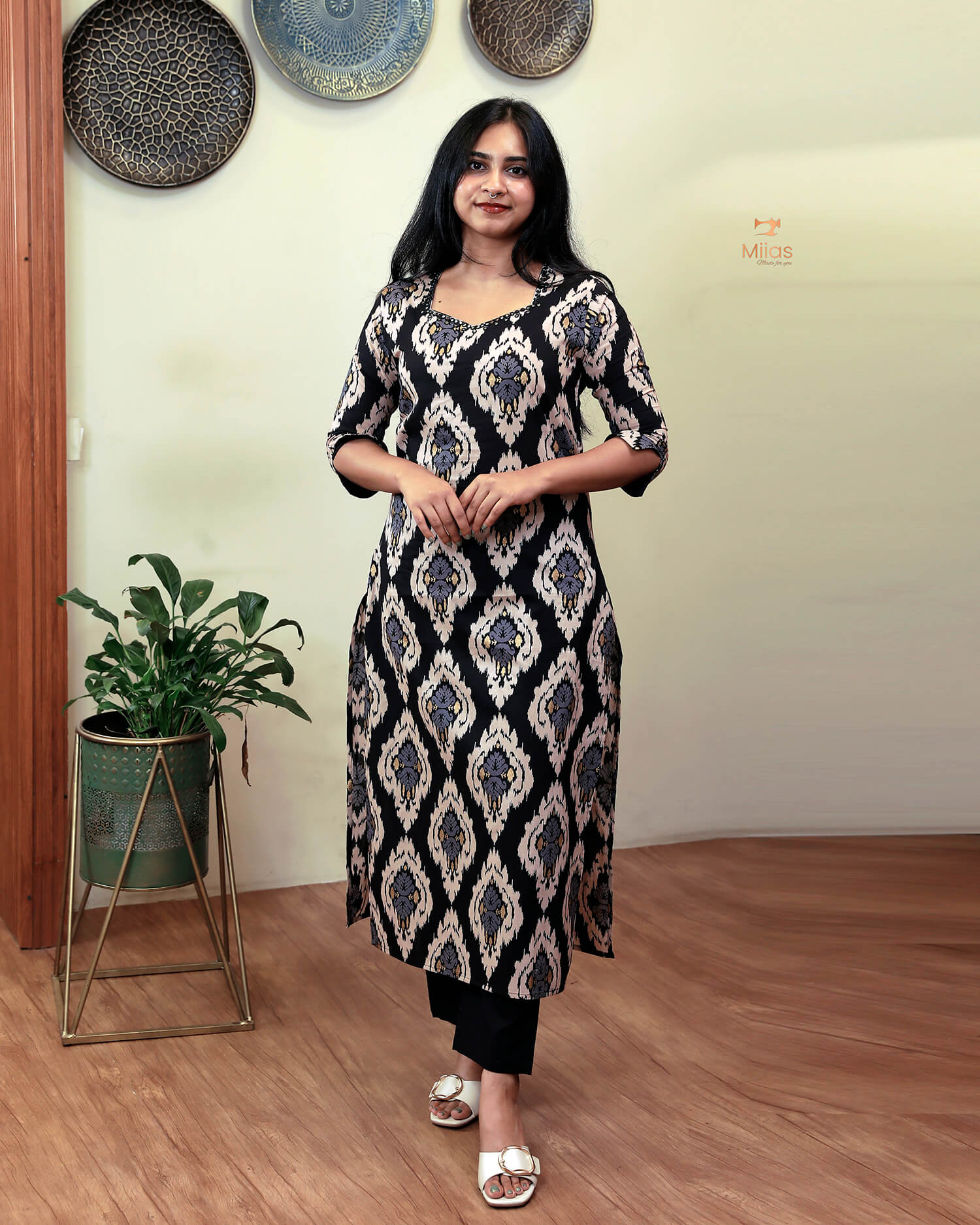 Mirror & Foil-Touch Cotton Co-ord Set – Stylish & Comfortable