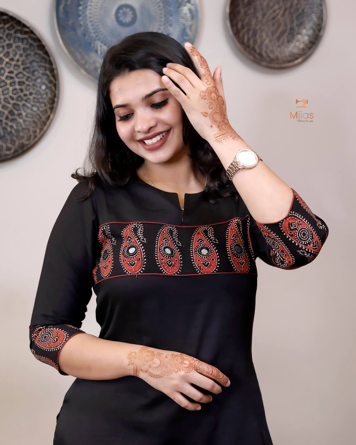 Jam Cotton Kurti with Sparkling Bead & Mirror Neck