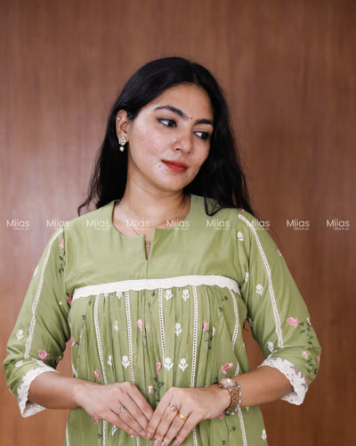 Mul Chanderi Dress Kurti | Embroidered Front + Lace + Lined | Pastel Green