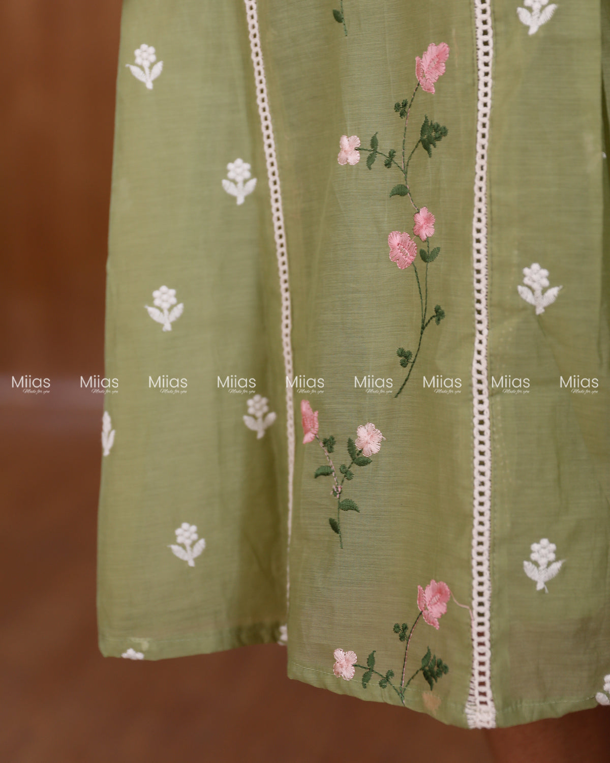 Mul Chanderi Dress Kurti | Embroidered Front + Lace + Lined | Pastel Green