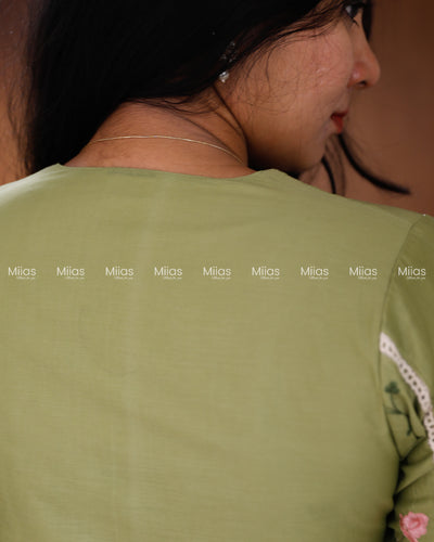 Mul Chanderi Dress Kurti | Embroidered Front + Lace + Lined | Pastel Green