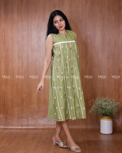 Mul Chanderi Dress Kurti | Embroidered Front + Sleeveless + Lined | Pastel Green