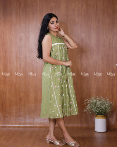 Mul Chanderi Dress Kurti | Embroidered Front + Sleeveless + Lined | Pastel Green
