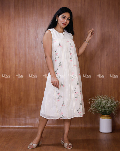 Mul Chanderi Dress Kurti | Embroidered Front + Sleeveless + Lined | White