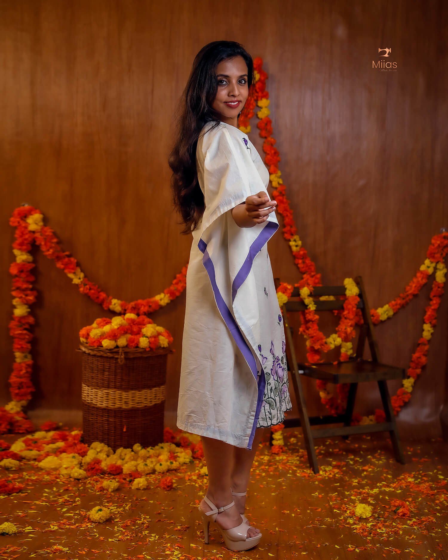 Embroidered Cotton Kaftan Dress – Relaxed V-Neck Resort Wear