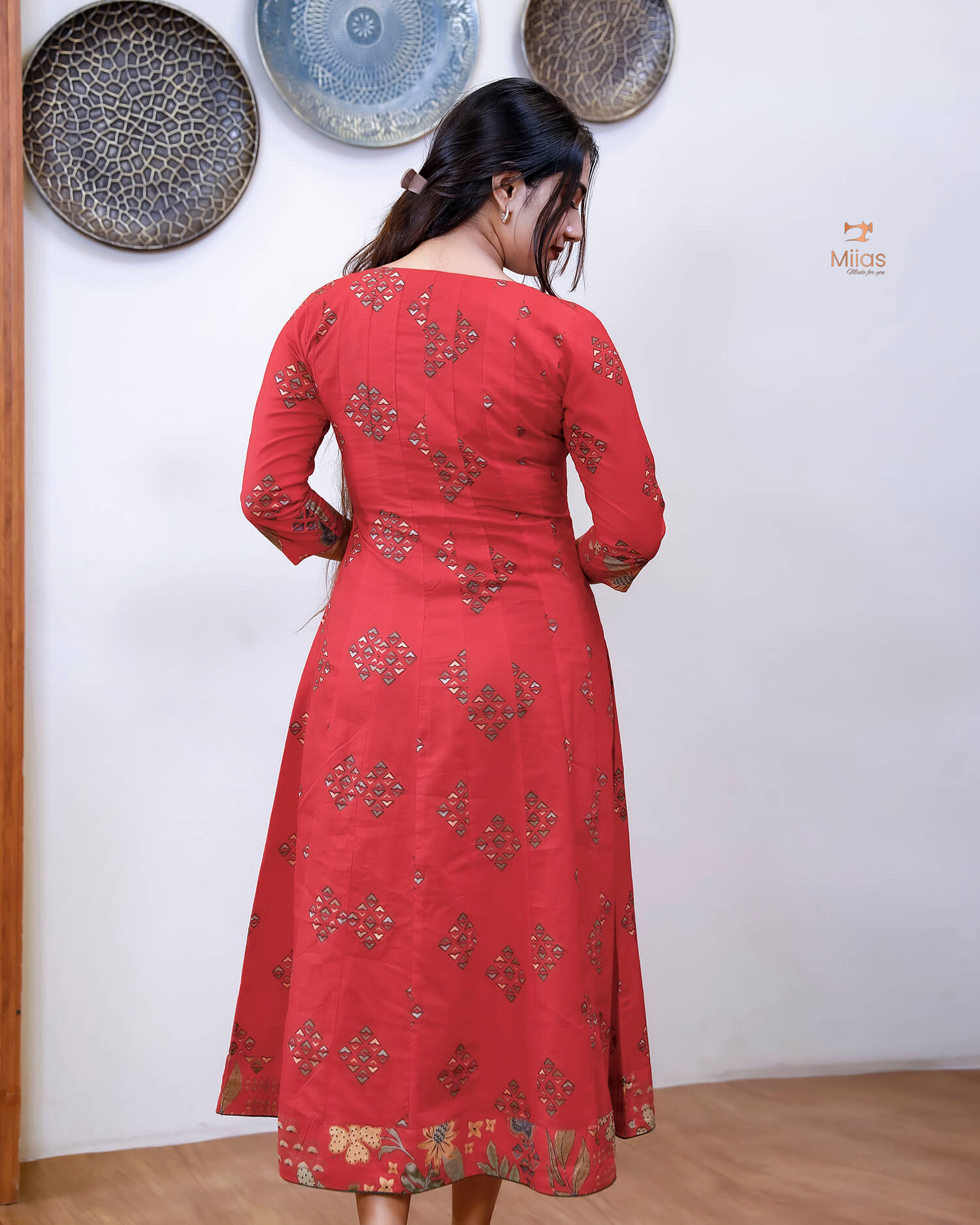 Cotton Kurti with Mirror Work & Contrast Yoke-Chilly Red.