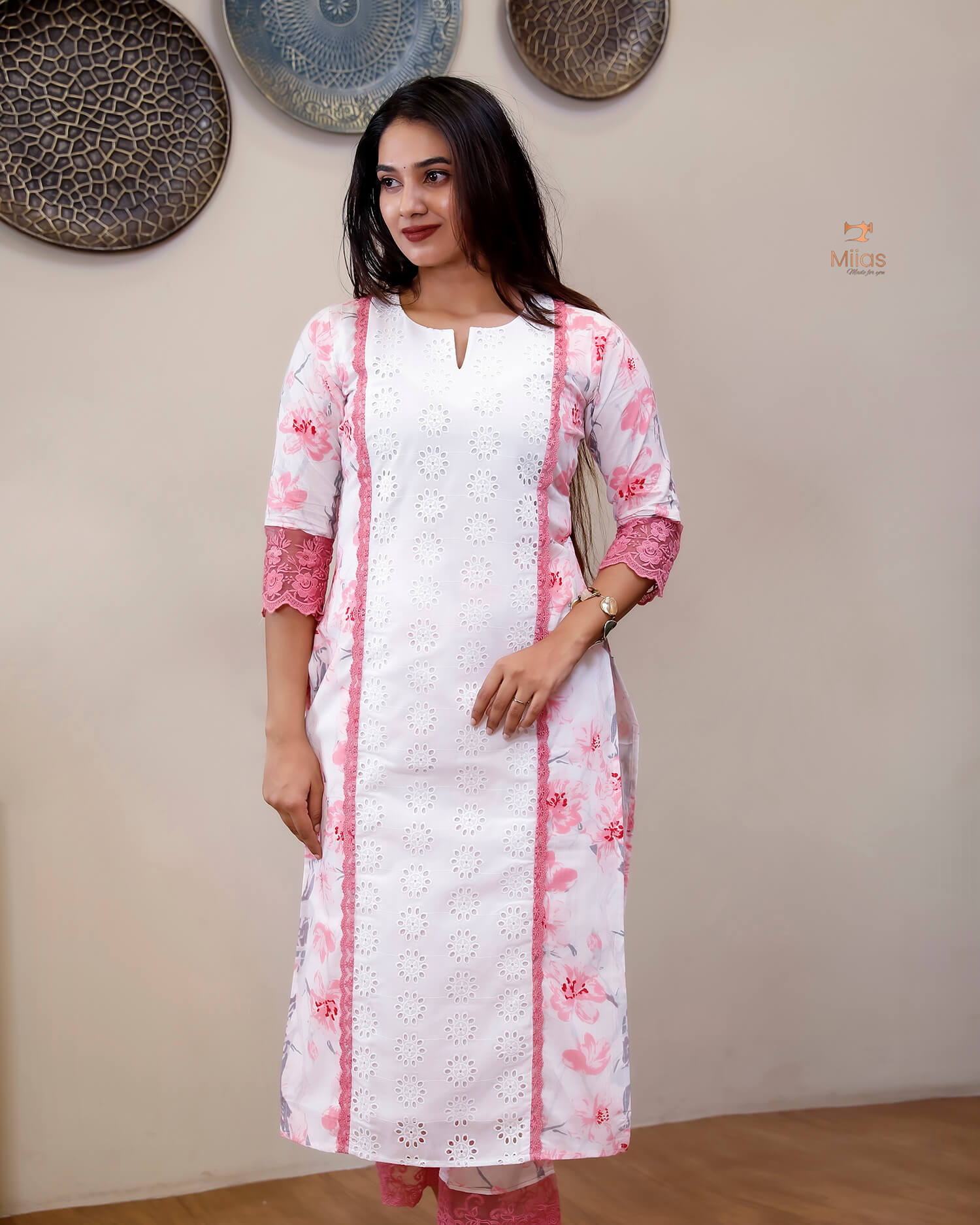 Cotton Co-ord Set with Chiffon Dupatta & Lace-Light Pink.