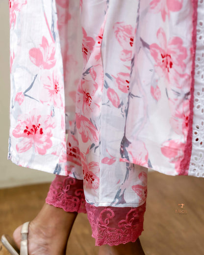 Cotton Co-ord Set with Chiffon Dupatta & Lace-Light Pink.