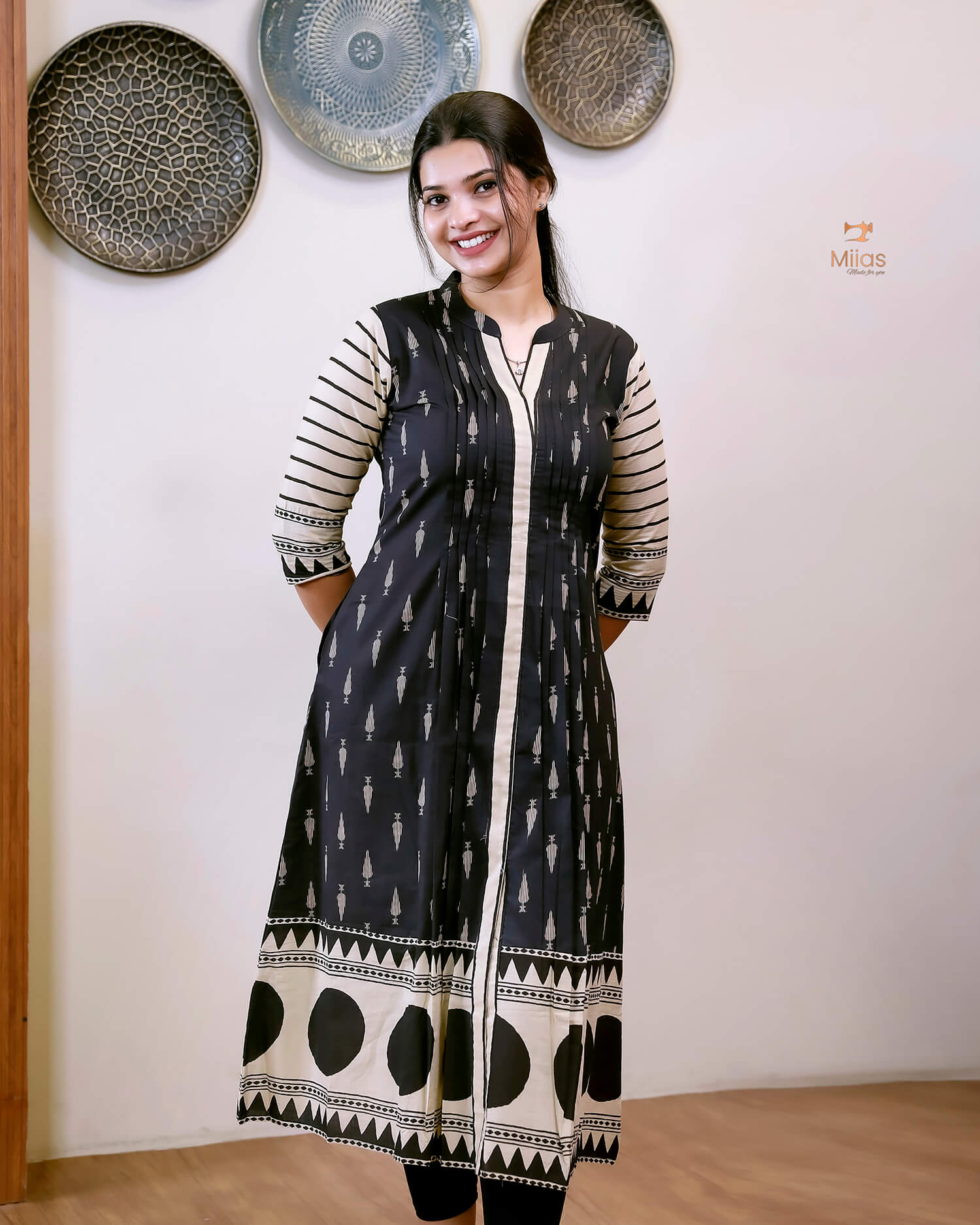 Cotton A-Line Pleated Kurti With Printed Border & Side Pocket-Black & Beige
