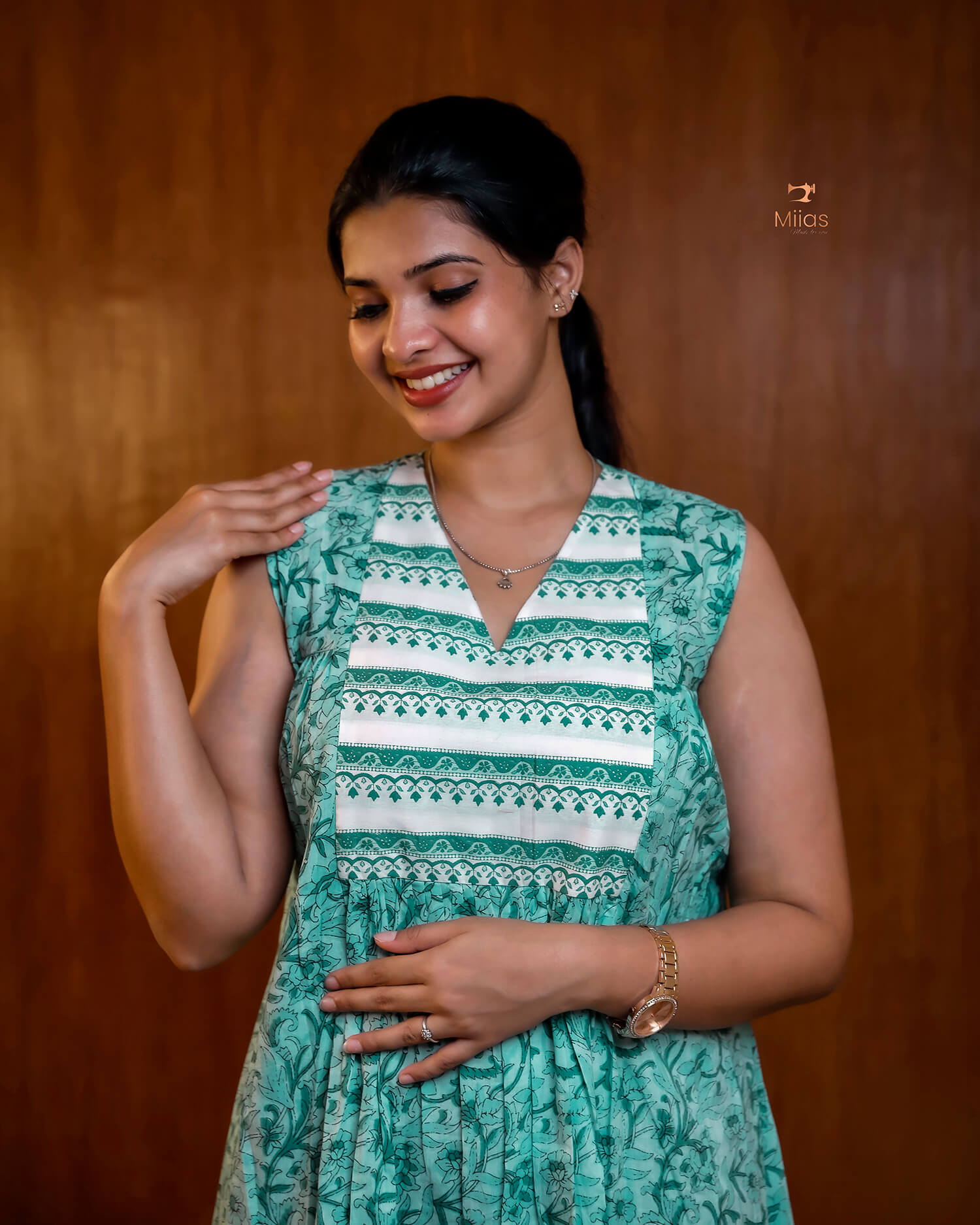 Cotton Maternity Dress with Pockets & Nursing Zips