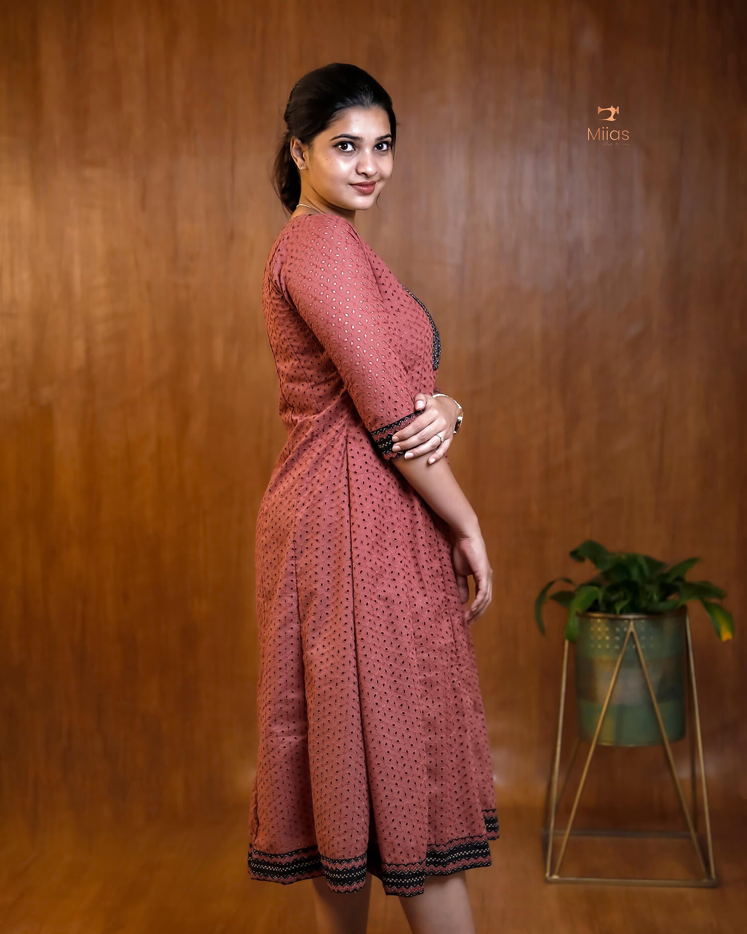 Soft Hakoba Kurti with Ajrakh Print & Mirror Work – Stylish & Comfy