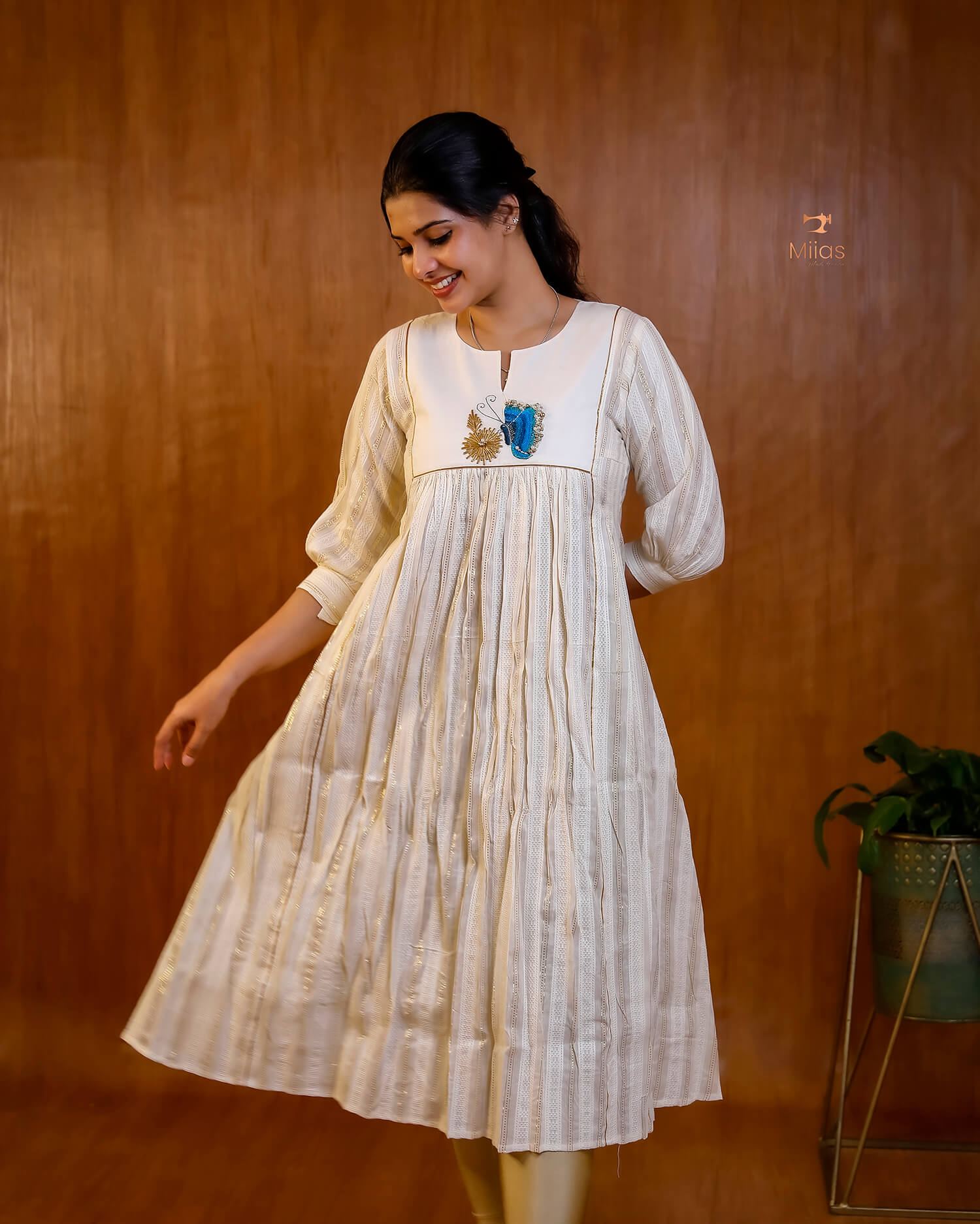 Elegant Cotton Kurti With Gota Patti Lace-Onam 2025