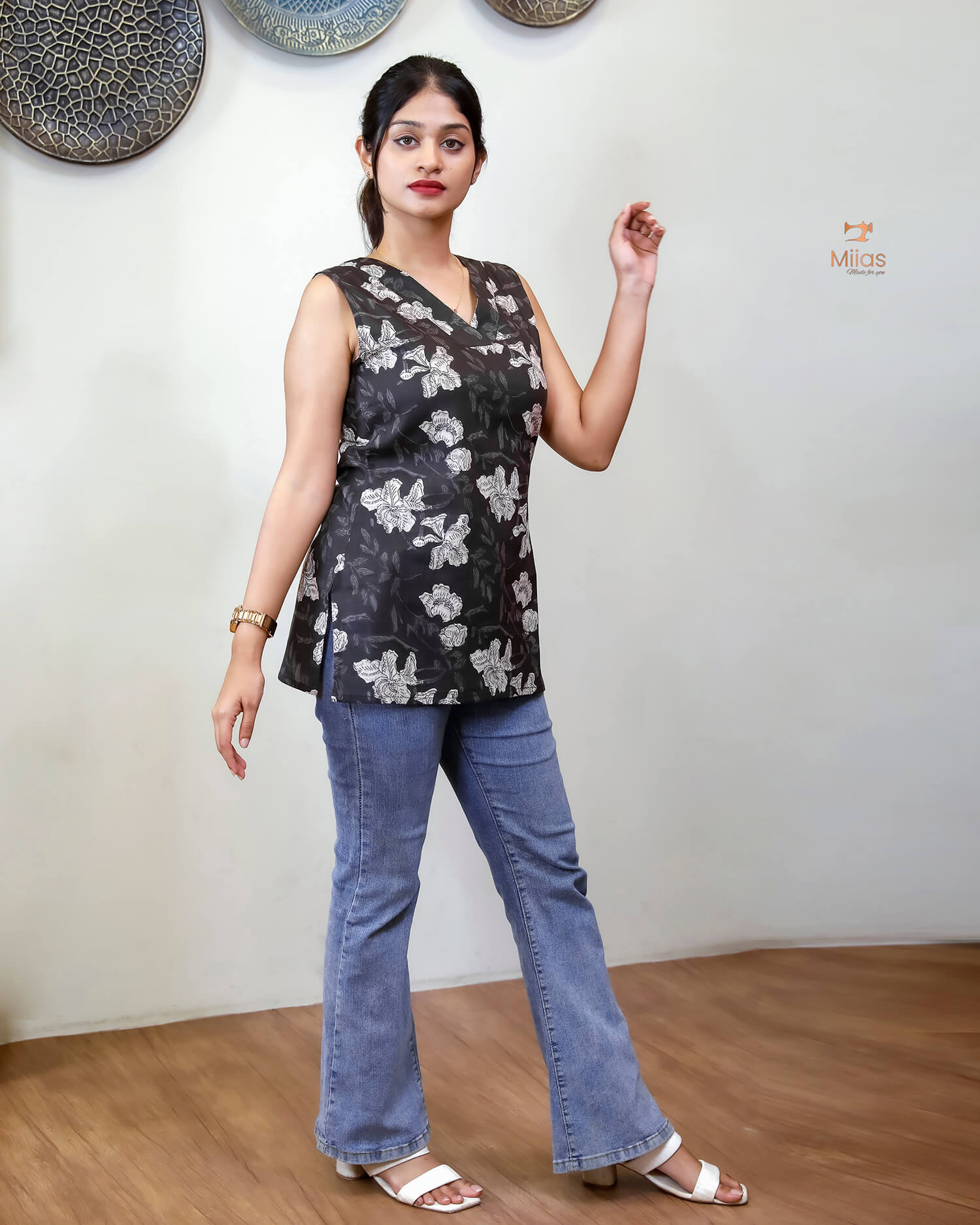 South Cotton Sleeveless Top: Flattering V-Neck Tee-Elephant Grey.