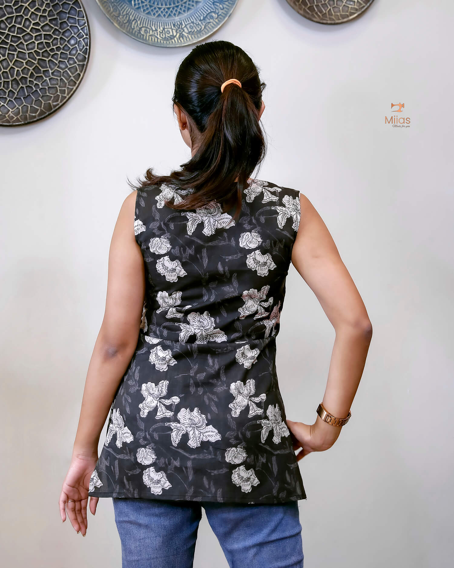 South Cotton Sleeveless Top: Flattering V-Neck Tee-Elephant Grey.