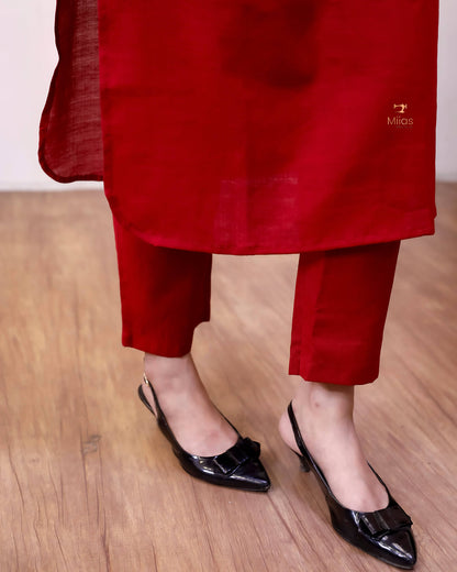 Vatican Two-Piece Set with Printed Chiffon Dupatta-Red.