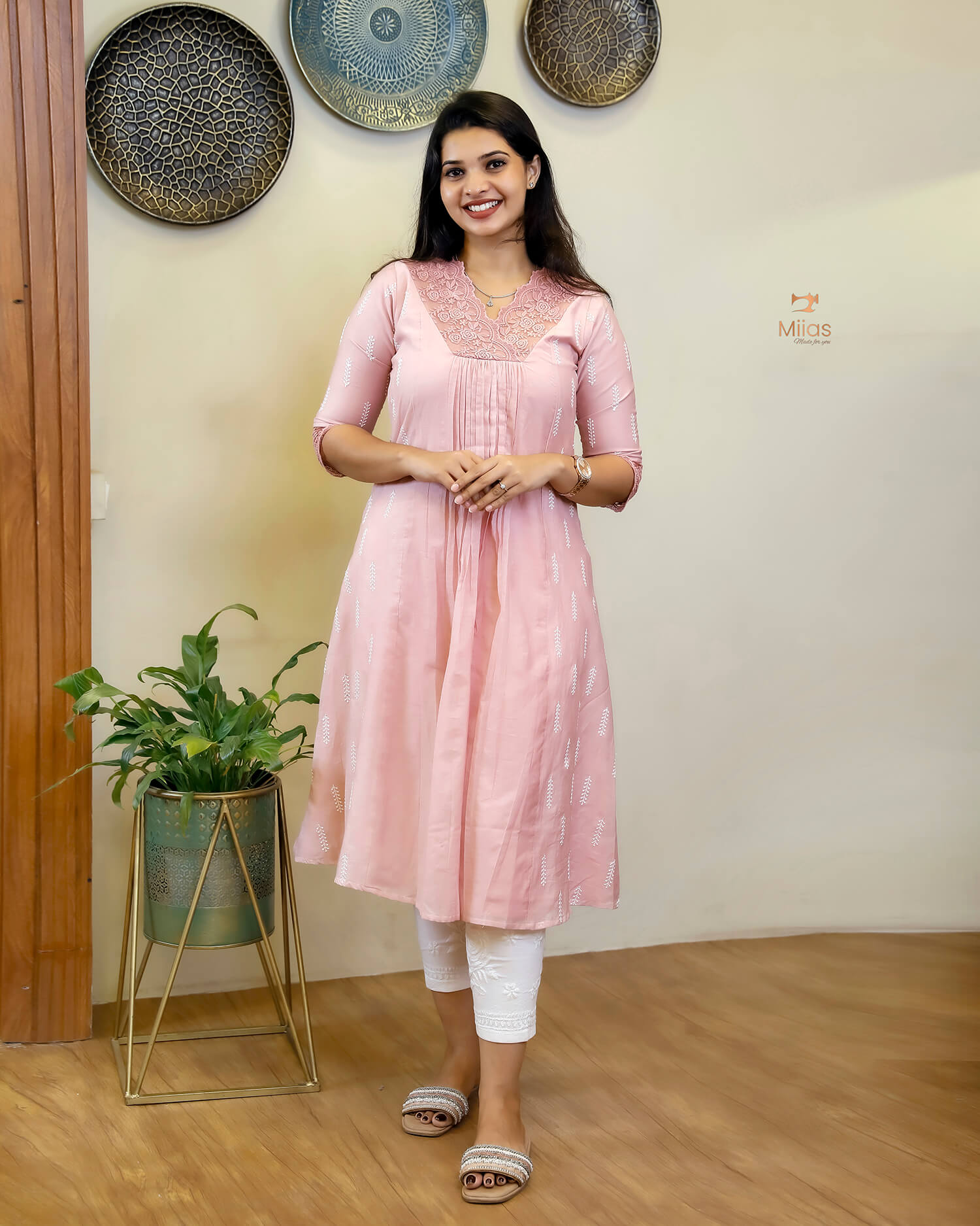Mulchanderi Dress Kurti with Embroidered Panels