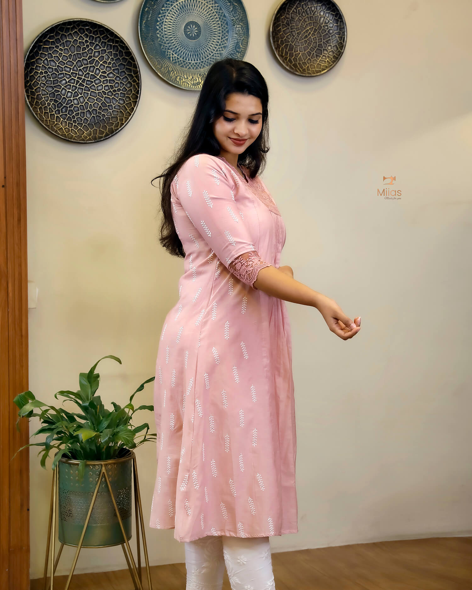Mulchanderi Dress Kurti with Embroidered Panels