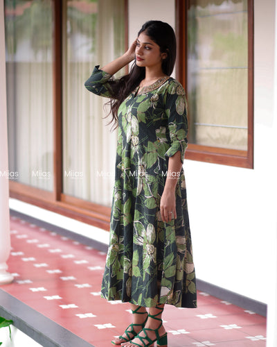 Kantha Cotton Panel Kurti | Beaded Neckline + Slit Sleeves | Bottle Green