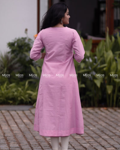 Mul Chanderi A-Line Kurti | Hand-Painted Lotus + Dupatta | Pink