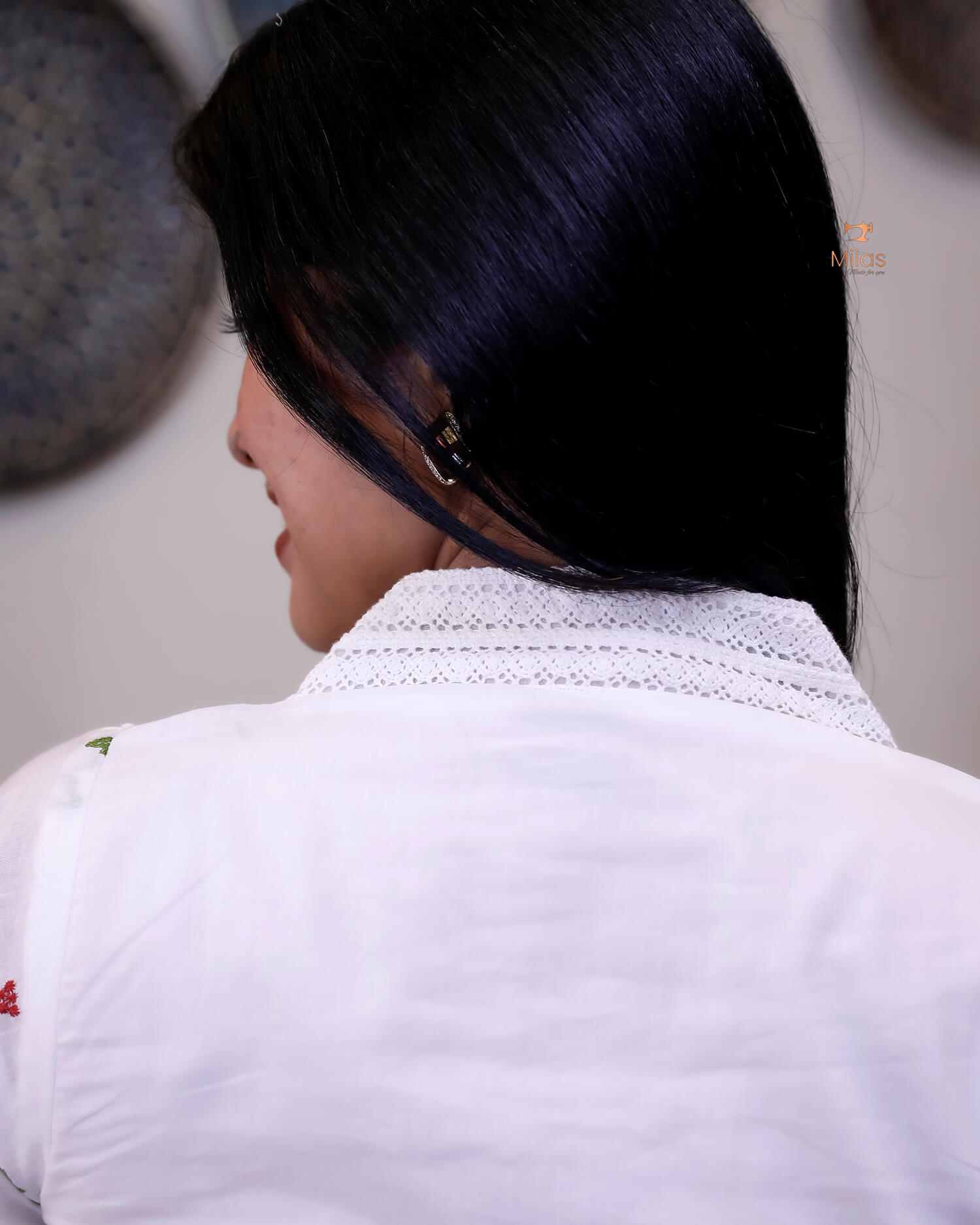 Mul Cotton Kurti: Festive 3-Panel Embroidered