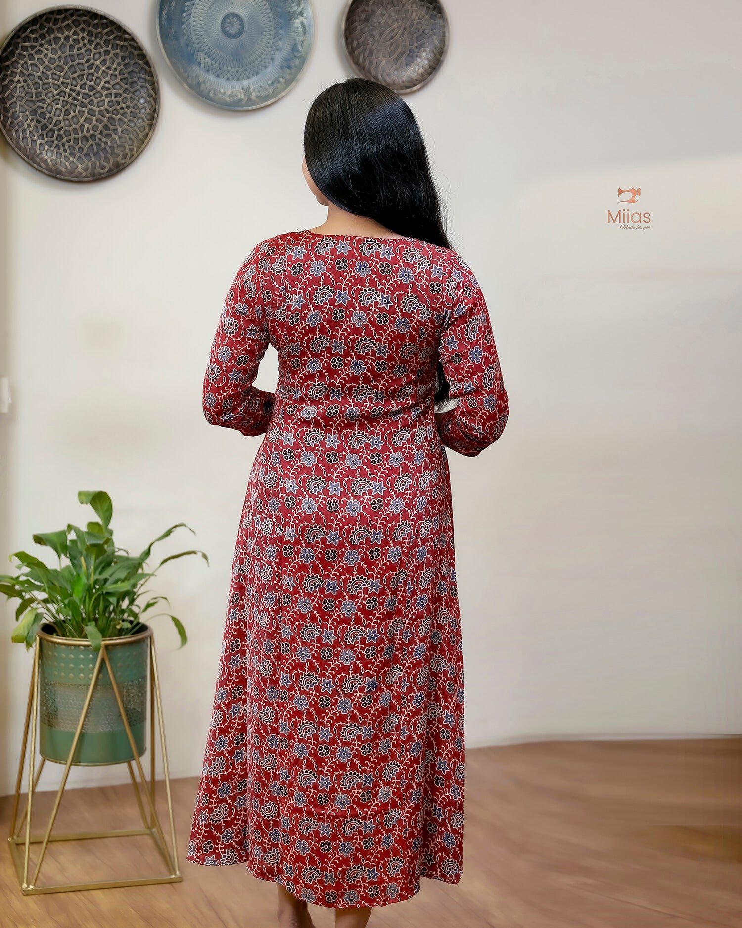 Modal Silk Kurti: Embellished & Lined for Elegance