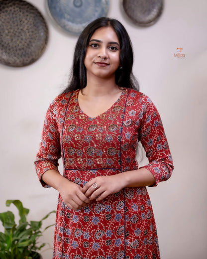 Modal Silk Kurti: Embellished & Lined for Elegance