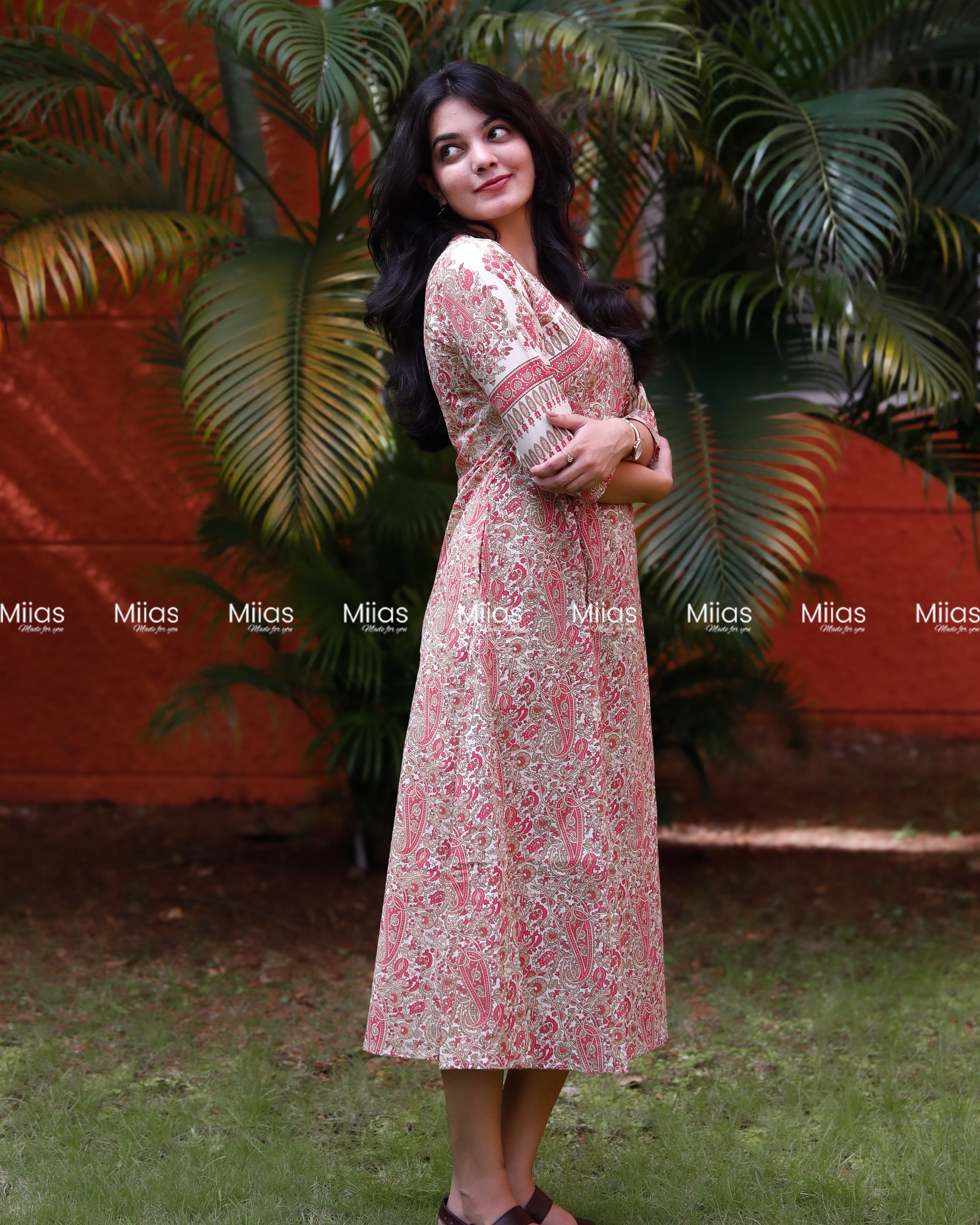 Jaipur Cotton A-Line Dress Kurti | Pintuck Yoke + Pockets | Peach print on Cream