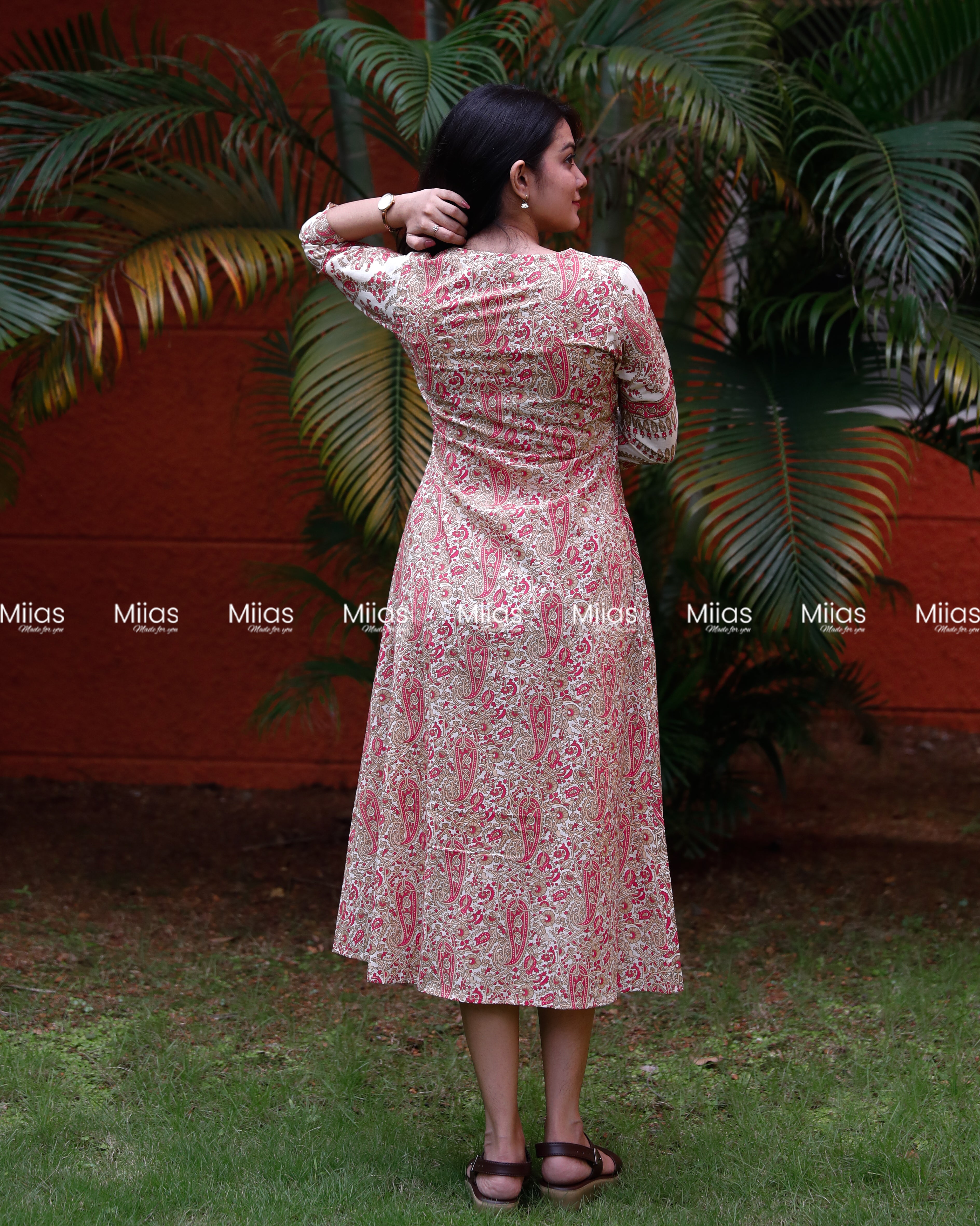 Jaipur Cotton A-Line Dress Kurti | Pintuck Yoke + Pockets | Peach print on Cream