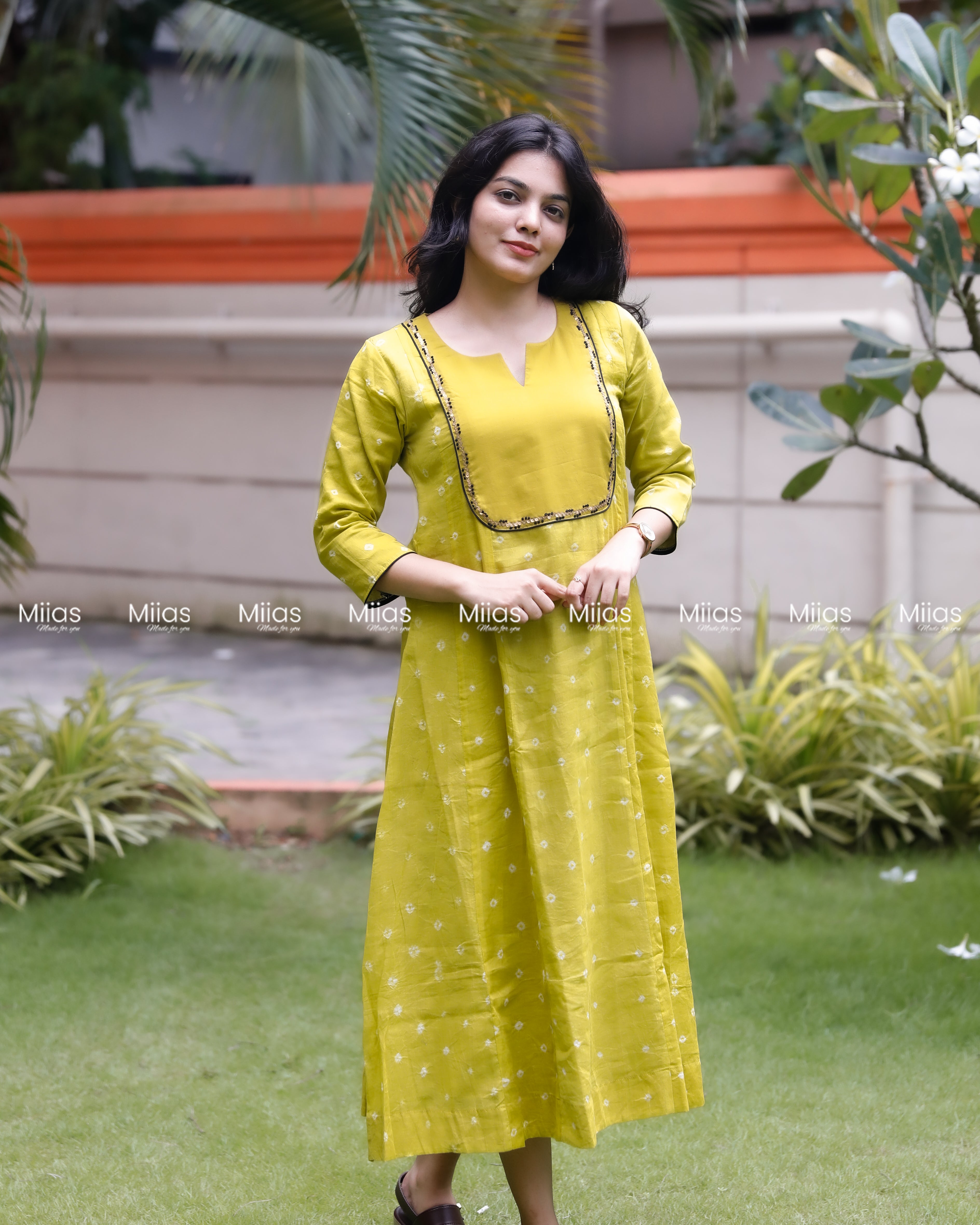 Mul Cotton Bandhani Kurti | Embroidered Yoke + Piping | Yellow