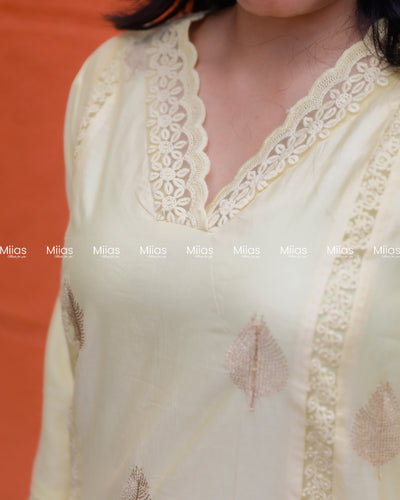 Mul Chanderi Slit Kurti | Zari 3-Panel + Lace Detail | Lemon Yellow