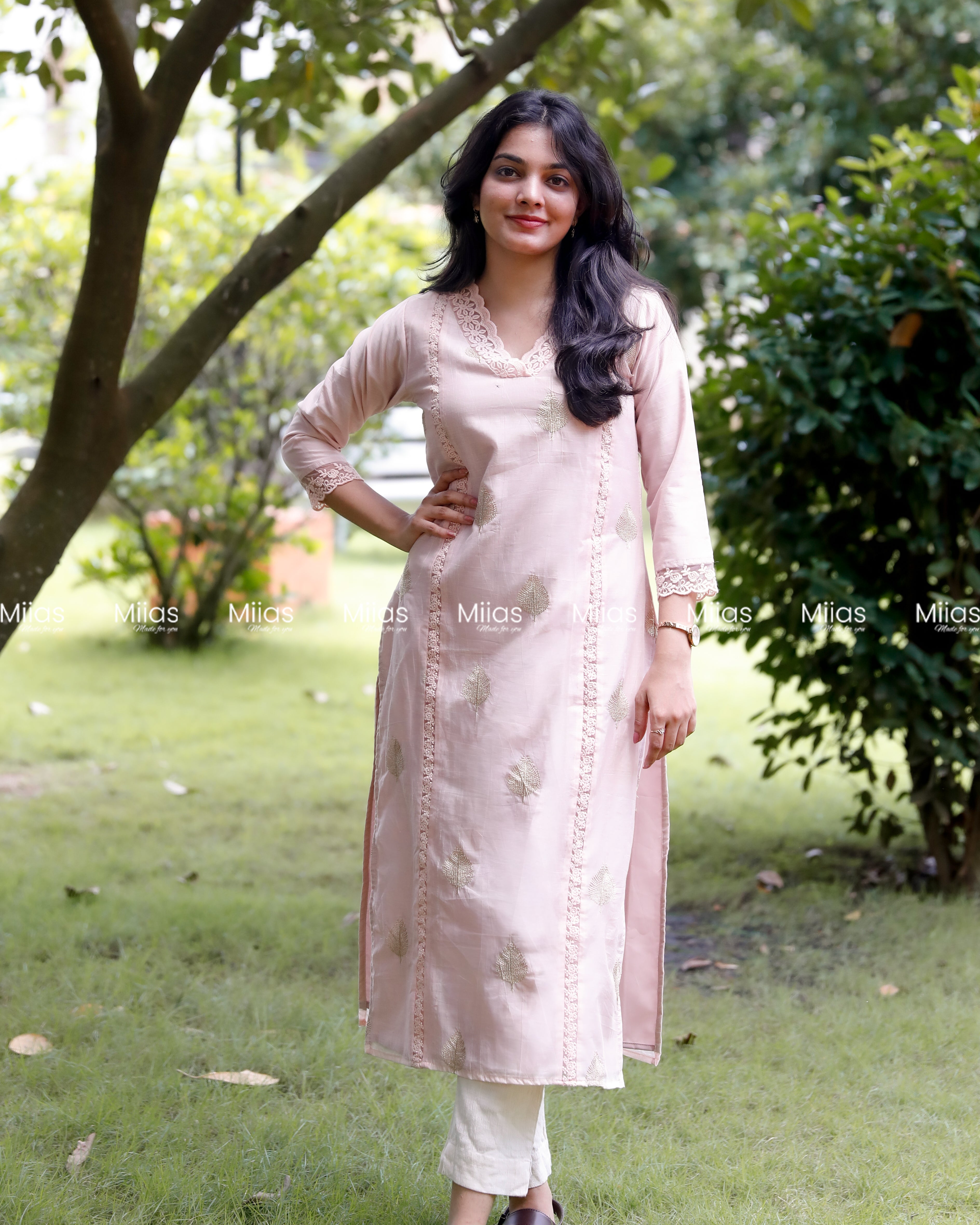 Mul Chanderi Slit Kurti | Zari 3-Panel + Lace Detail | Pastel Pink