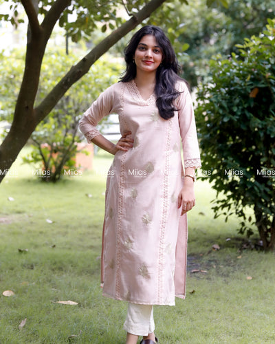 Mul Chanderi Slit Kurti | Zari 3-Panel + Lace Detail | Pastel Pink