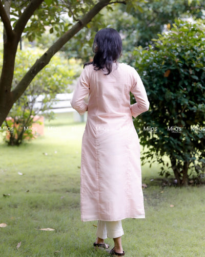 Mul Chanderi Slit Kurti | Zari 3-Panel + Lace Detail | Pastel Pink