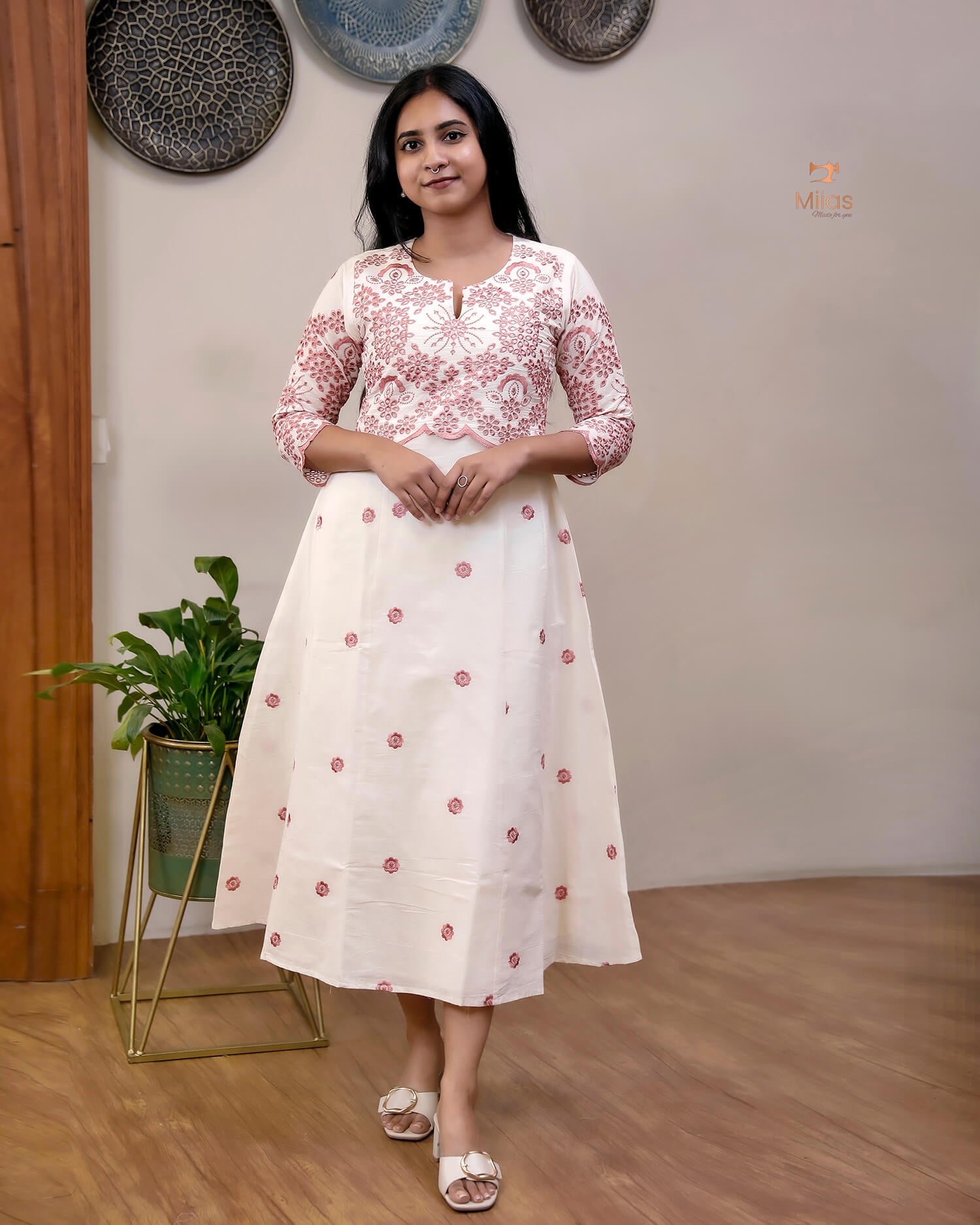 Kora Cotton Kurti: Intricate Embroidered Panel Design