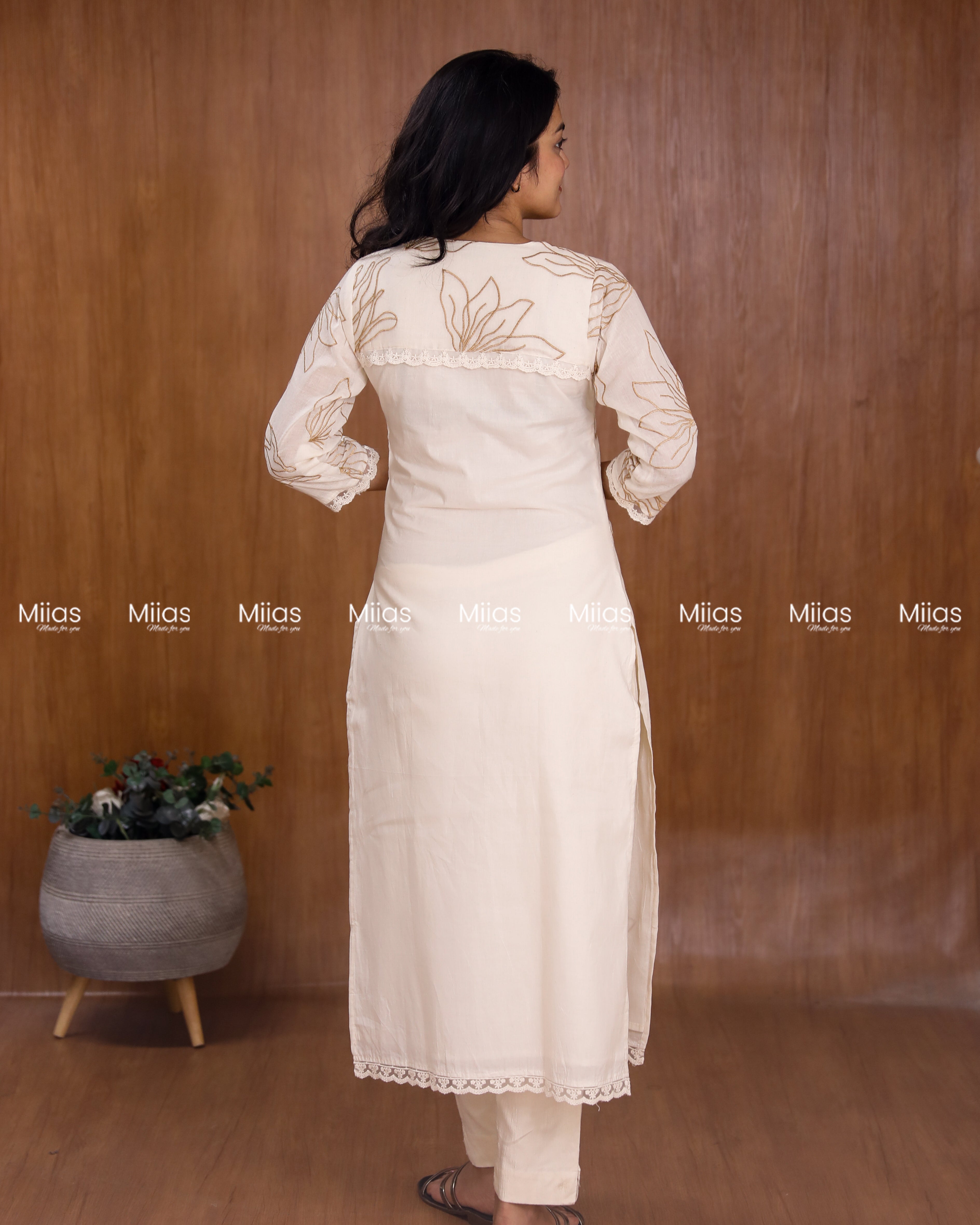 Kora Cotton Slit Kurti | Threadwork + Lining | Off White with Yellow