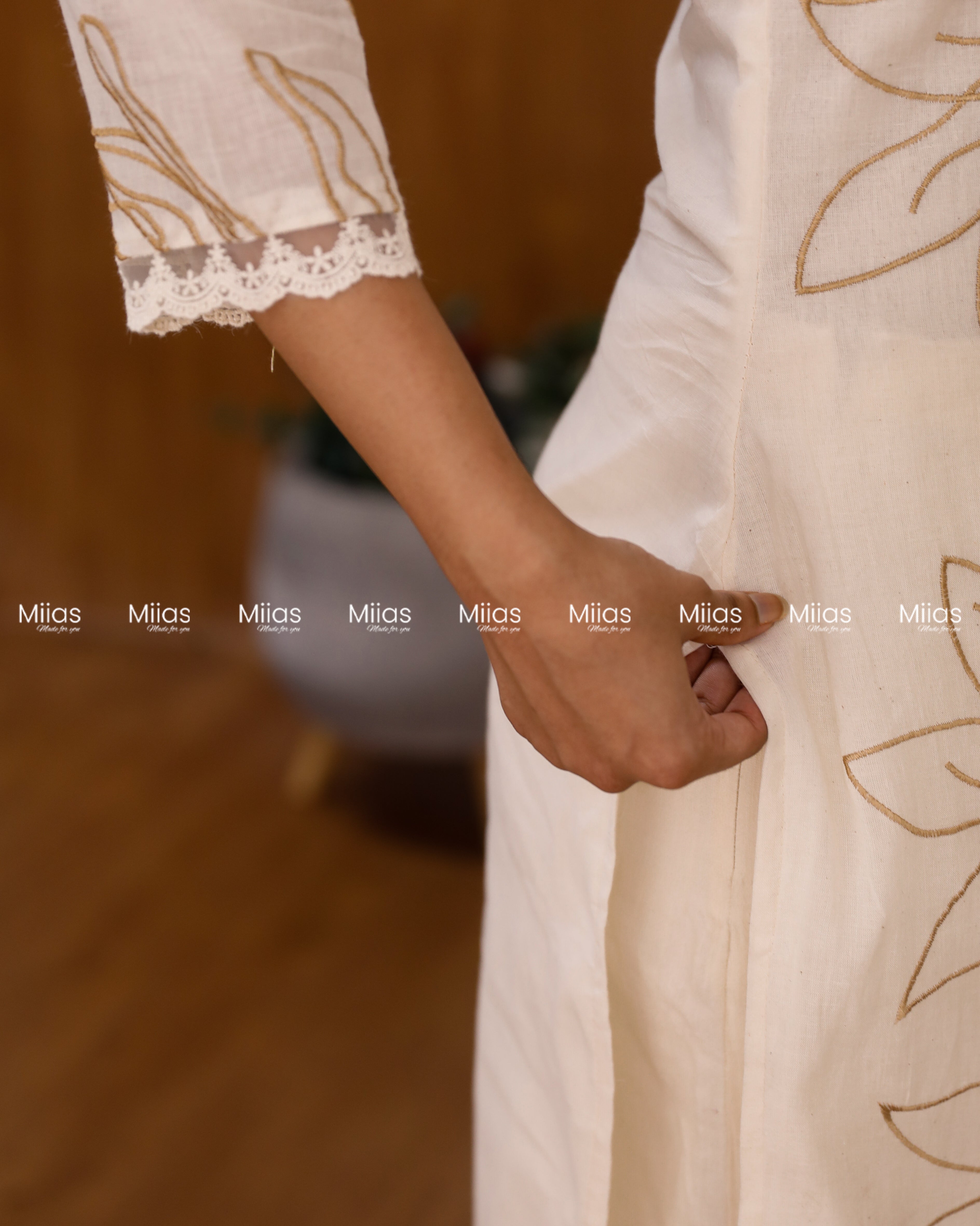 Kora Cotton Slit Kurti | Threadwork + Lining | Off White with Yellow