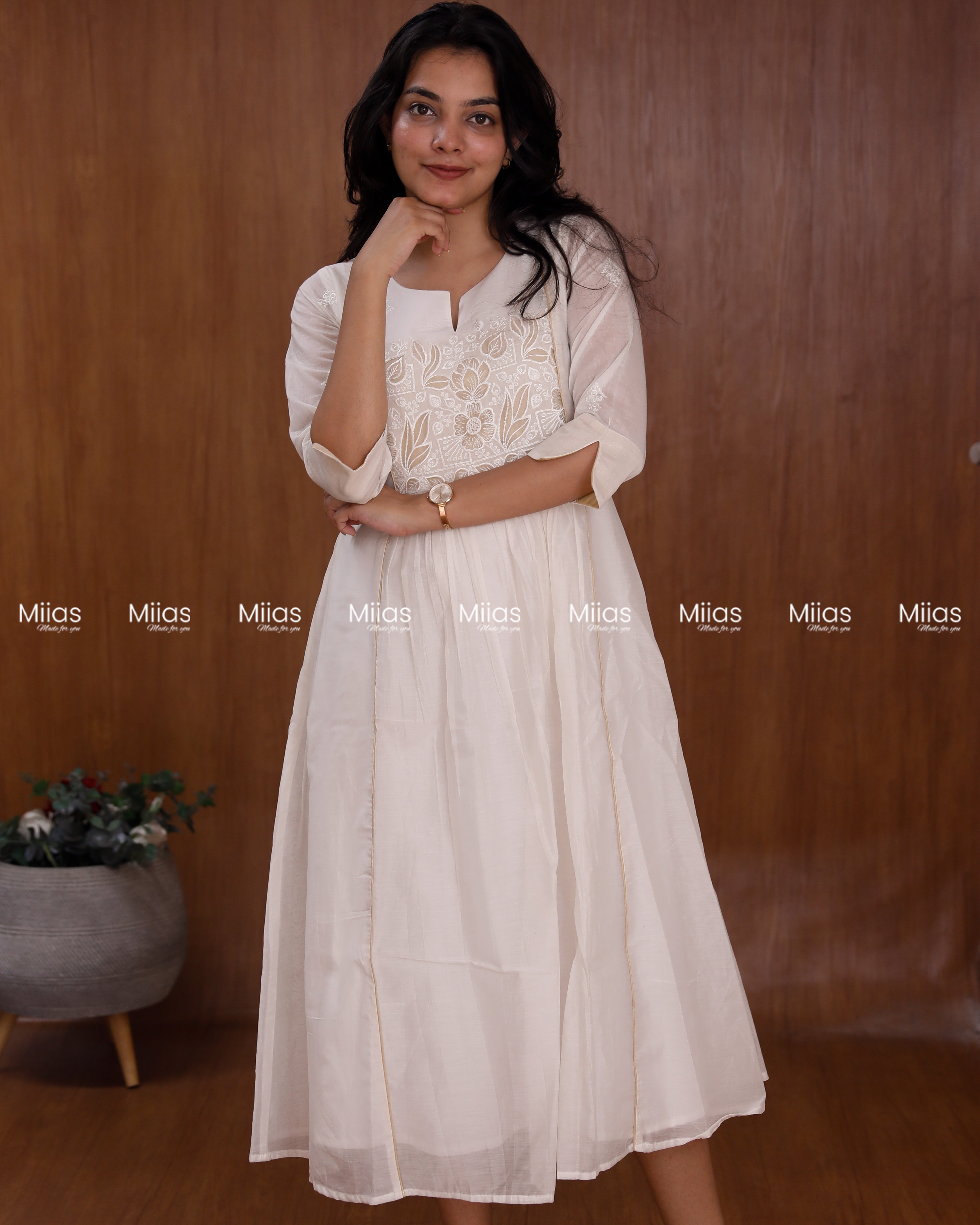 Mul Chanderi 3-Panel Dress Kurti | Zari Cutwork + Pleats | Ivory