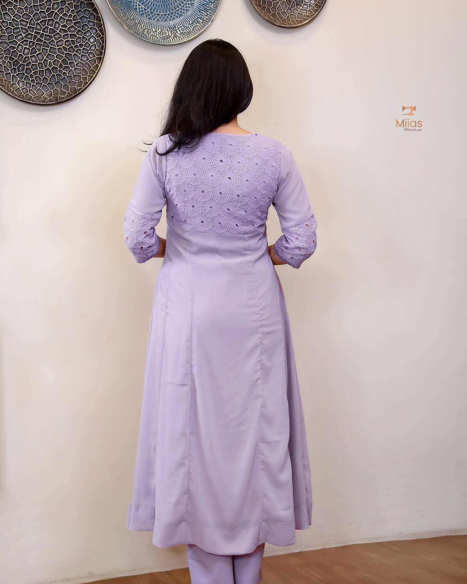 Georgette Hakoba Embroidered Top, Dupatta & Crepe Pant-Lavender.
