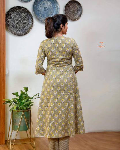 Cotton Co-ord Set: Effortless Style & Comfort-Moss Green