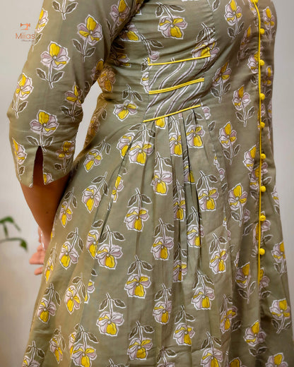 Cotton Co-ord Set: Effortless Style & Comfort-Moss Green