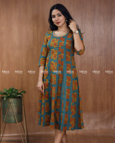 South Cotton Panel Kurti | Beaded Neckline + Slit Sleeves | Steel Blue