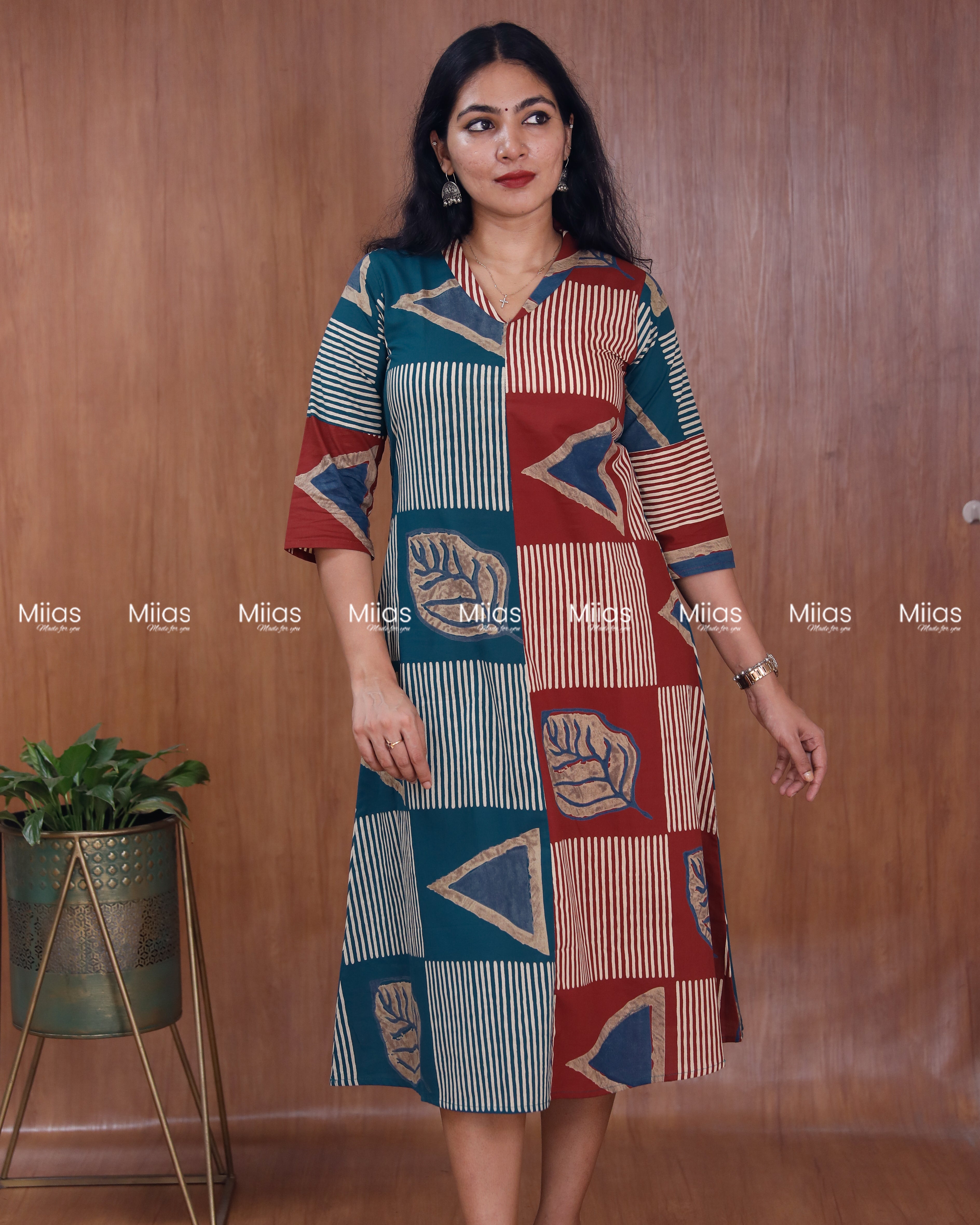 South Cotton Dress Kurti | Dual Print + Folding Collar | Red with Blue