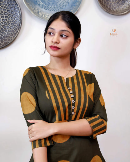 Cotton Co-ord Set: Polka Dot Top & Line-Print Bottom.