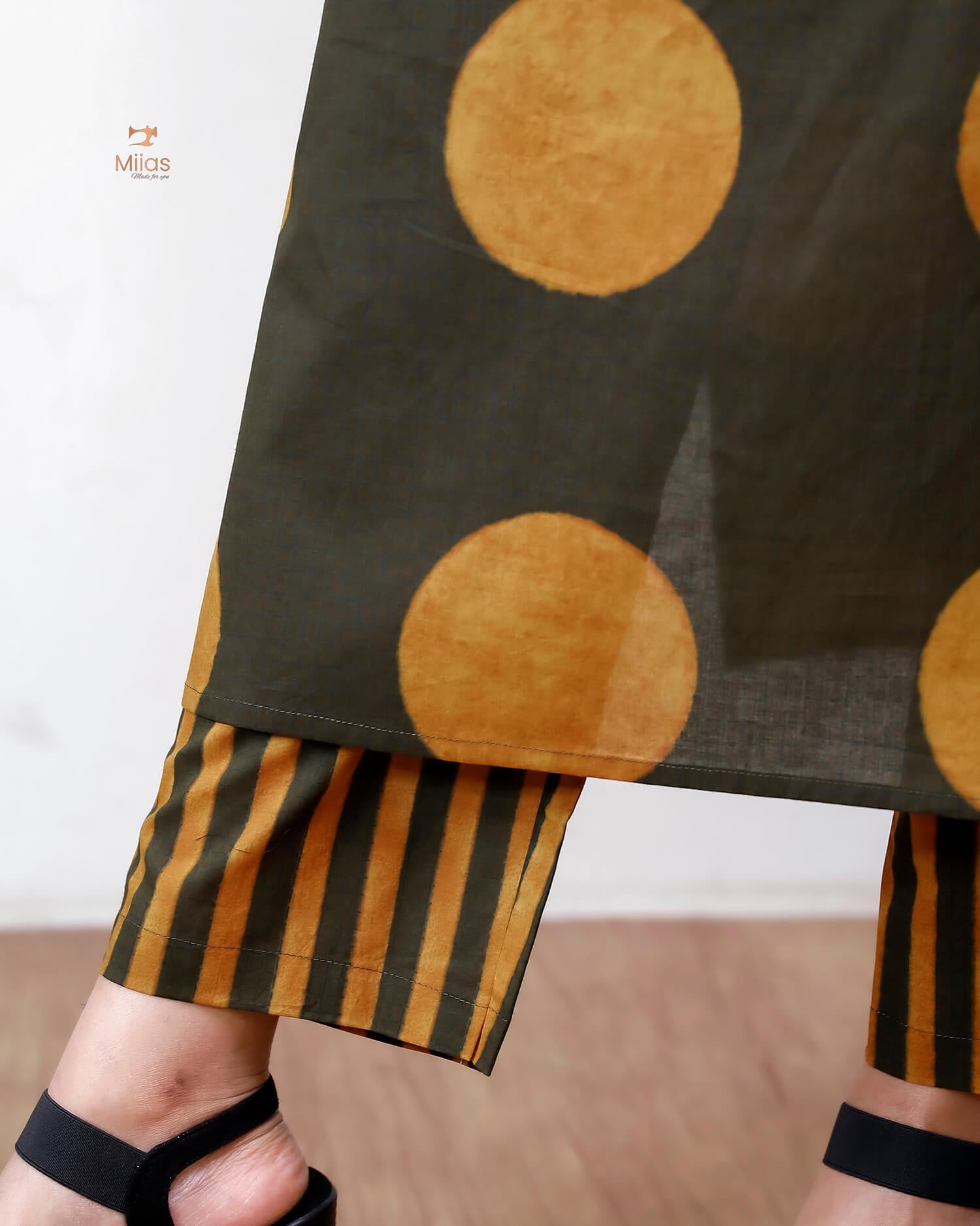 Cotton Co-ord Set: Polka Dot Top & Line-Print Bottom.