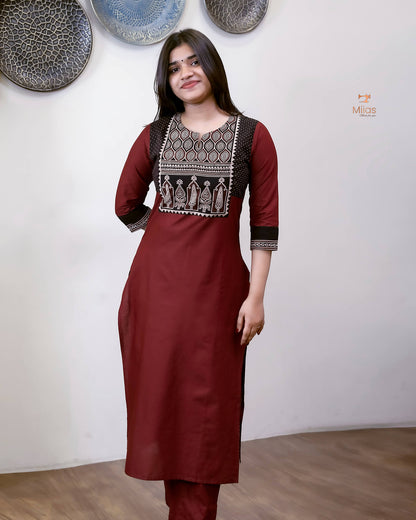Lawn Cotton 3-Pc: Ajrakh Print Yoke & Dupatta Set-Reddish Maroon