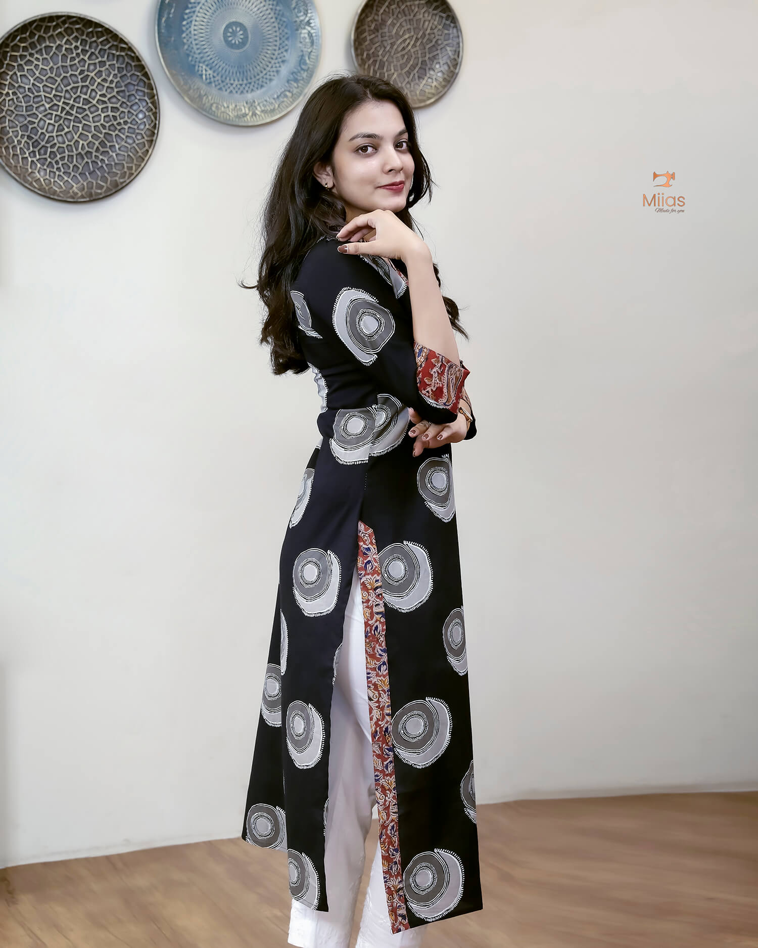 South Cotton Slit Kurti Embroidered Kalamkari Patches-Black.
