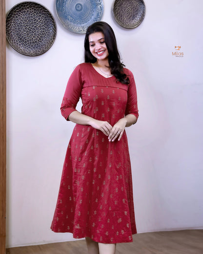 Mul Chanderi Five-Panel Dress Kurti: Golden Mukesh Work-Rani Pink.