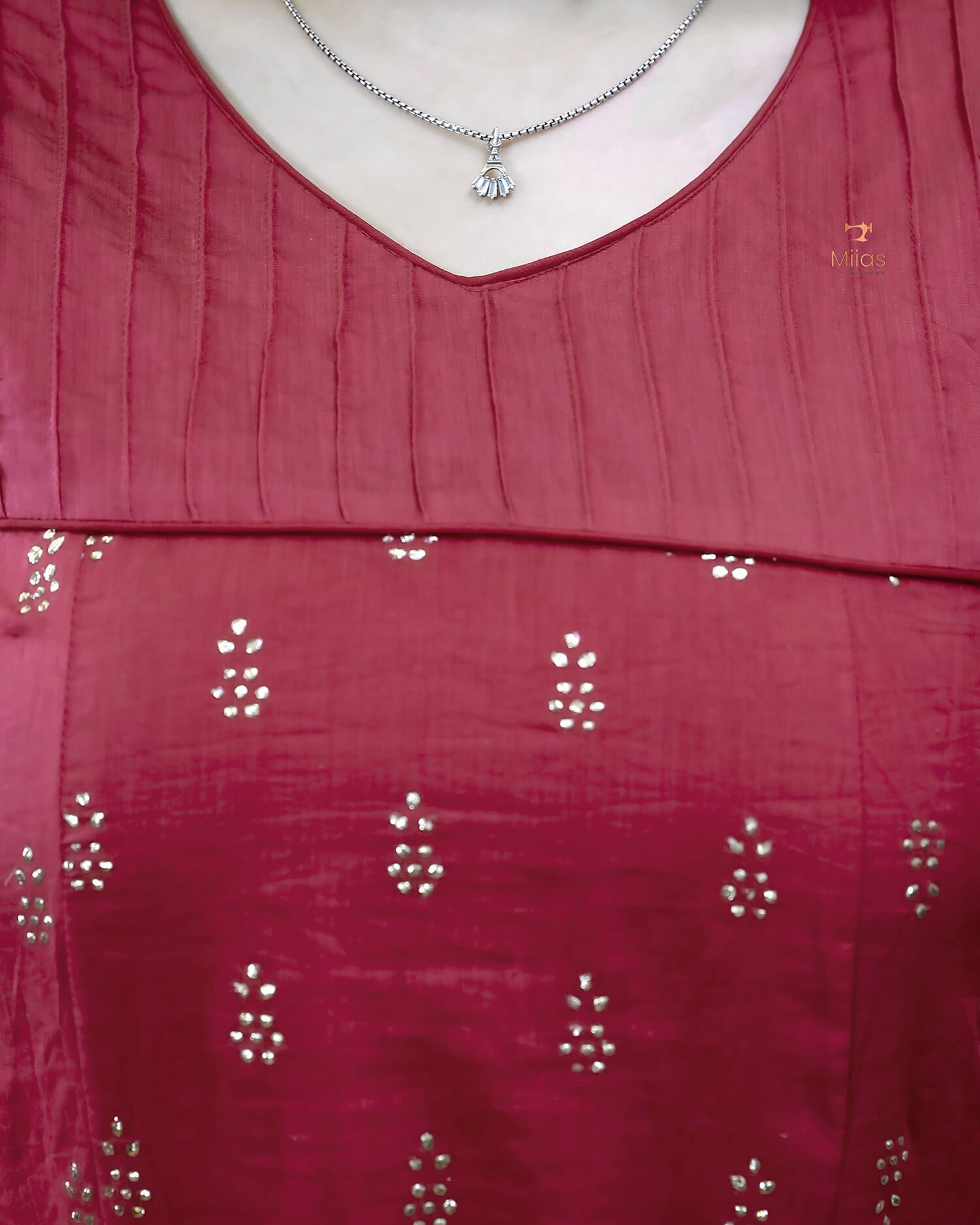 Mul Chanderi Five-Panel Dress Kurti: Golden Mukesh Work-Rani Pink.