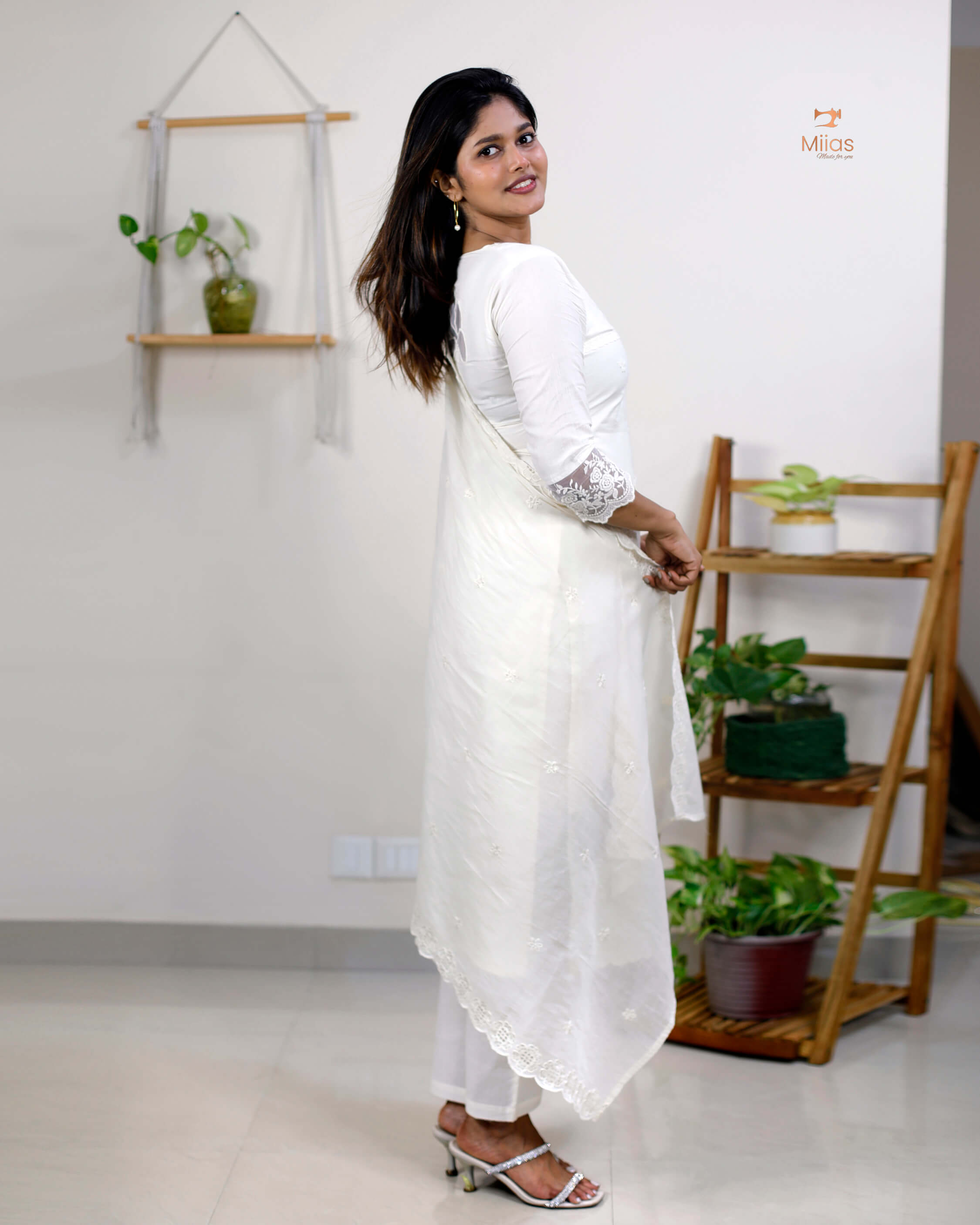 Kora cotton Co-ord set with applique and embroidery work