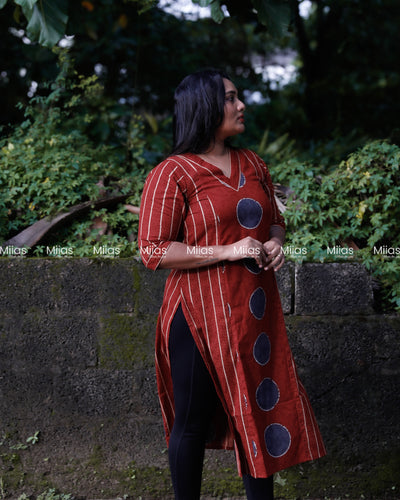 South Cotton Panel Kurti | V-Neck + Stripe & Motif Print | Brick Red